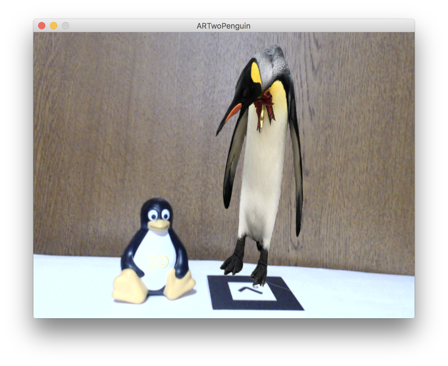 ペンギンが並ぶ